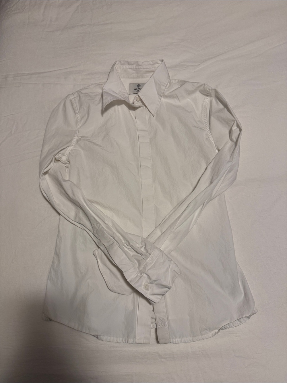 Aritzia White Long-Sleeve Button-Up Shirt